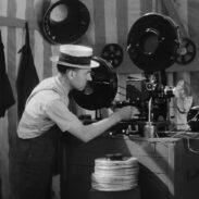 236205Jour-de-fête-(4K-Restoration)-1.