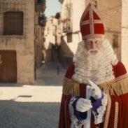 238302De-Club-van-Sinterklaas-film--Paniek-in-het-Pietendorp-1.