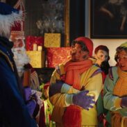 238544De-Grote-Sinterklaasfilm-en-de-Vliegende-Pieten-4.